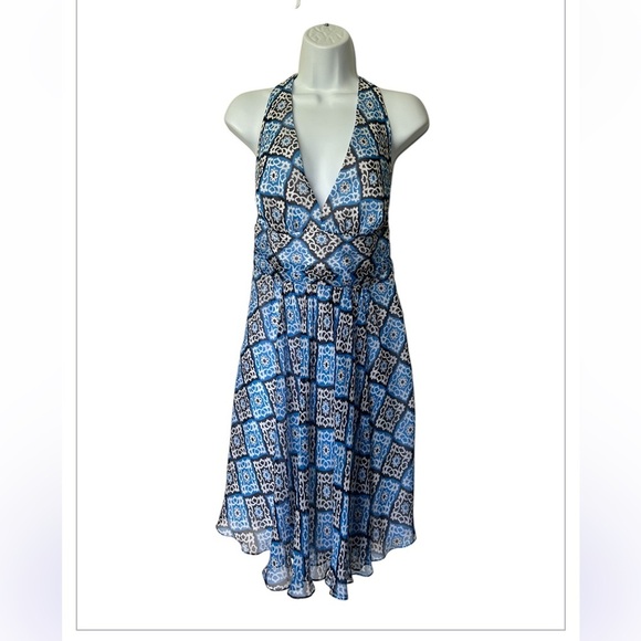 Milly silk halter dress blue floral backless excellent Size 8 - Picture 8 of 8